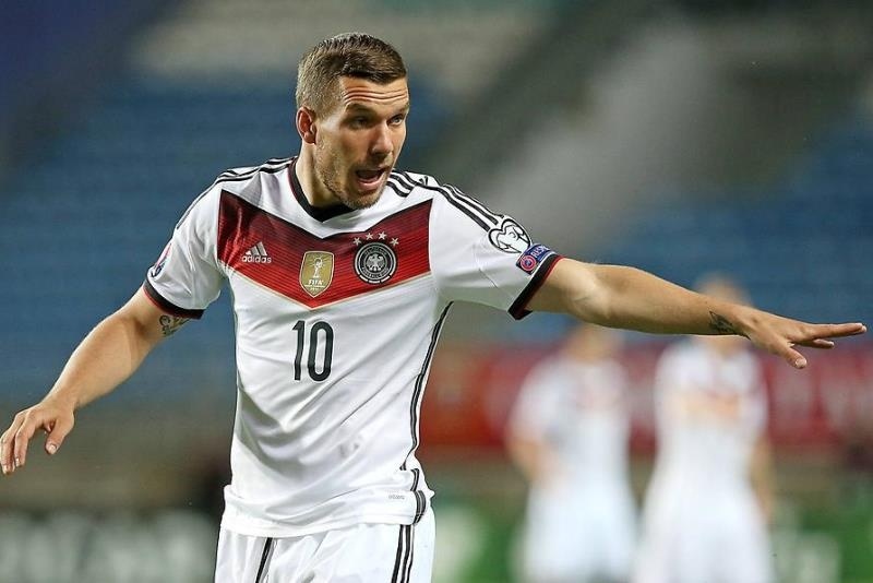 Αποθέωση για Ποντόλσκι στην Τουρκία (video)