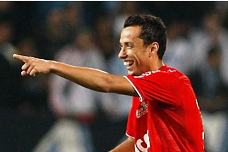 Στον Ολυμπιακό ο Νενέ!