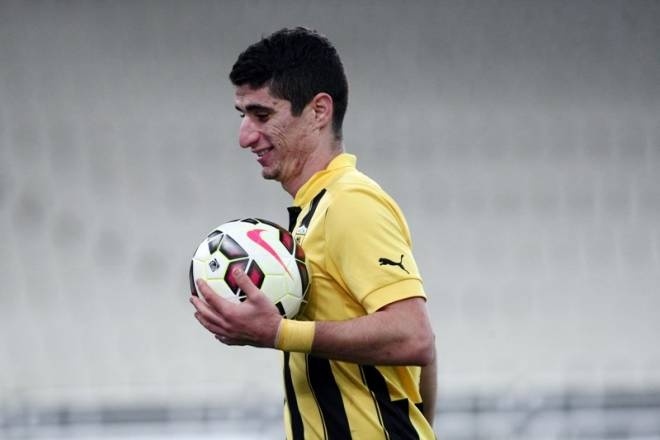 Πώς ο Μάνταλος κράτησε τον Πεταυράκη στην ΑΕΚ