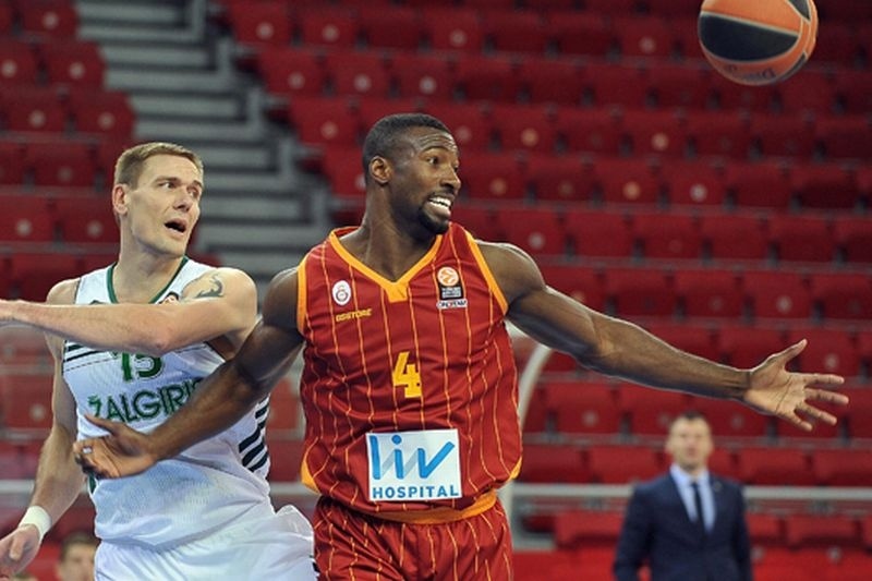 «Στον Ολυμπιακό ο Γιάνγκ» (photo)