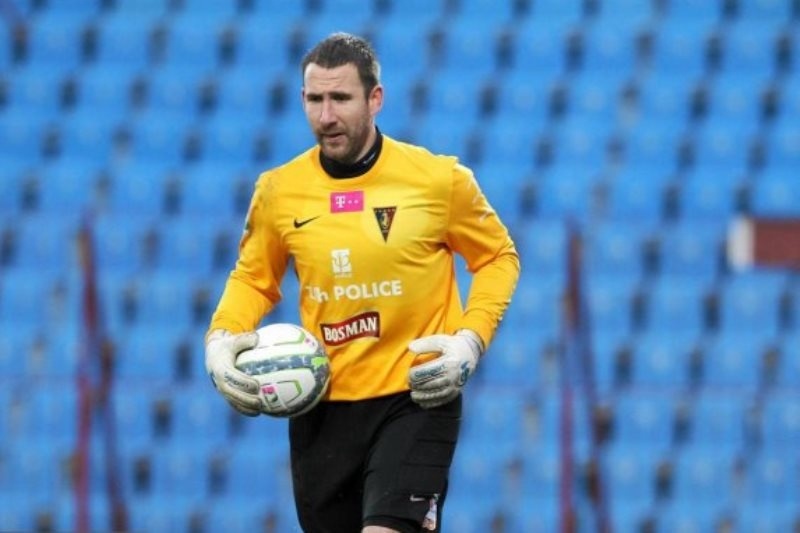 Ηρακλής: Κλείνει ο Πέρνις