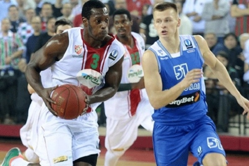 Έφυγε και ο Παλάσιος!