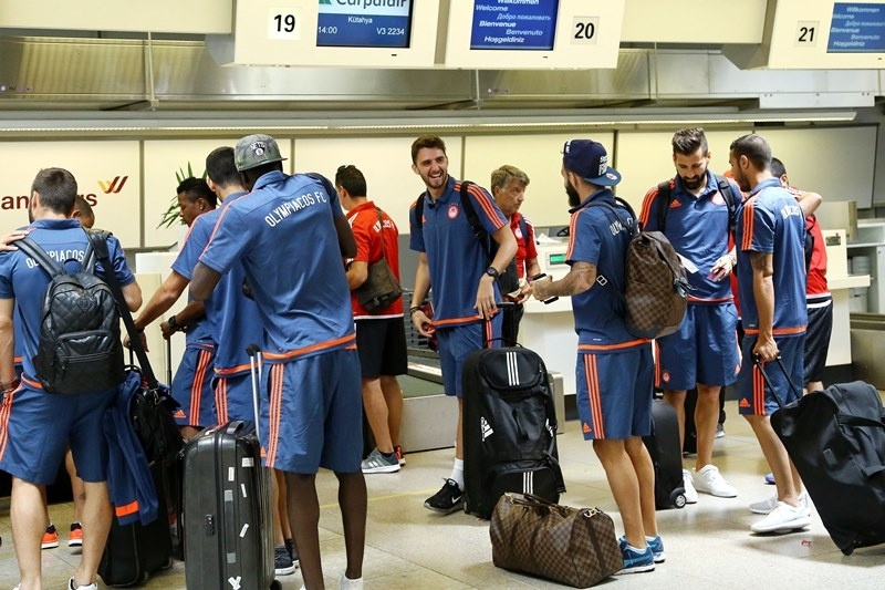 Ολυμπιακός: «Πέταξε» για Τουρκία (photos)