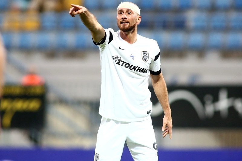 Φωτογραφήθηκε με τον… Κεμάλ ο Παπαδόπουλος (photo)