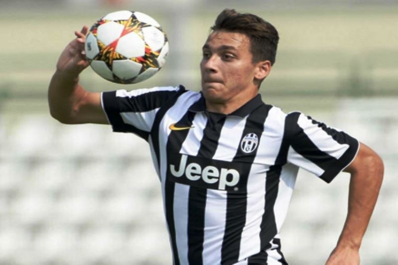 Δανεικός στη Λουγκάνο ο Δώνης