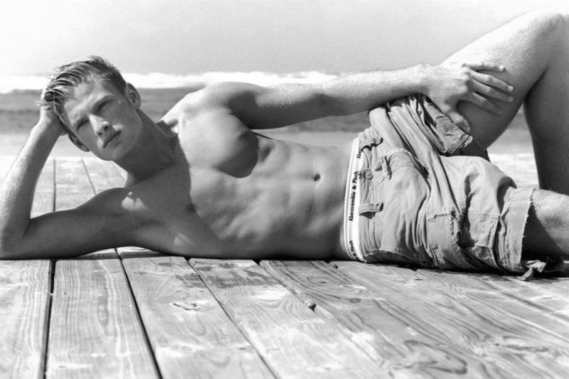 62.000 υπάλληλοι της Abercrombie & Fitch έκαναν μήνυση στην εταιρεία!