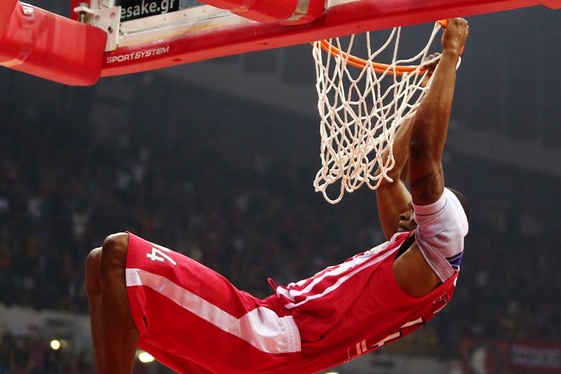 Η... μπηχτή του Πέτγουεϊ σε Ολυμπιακό! (video)