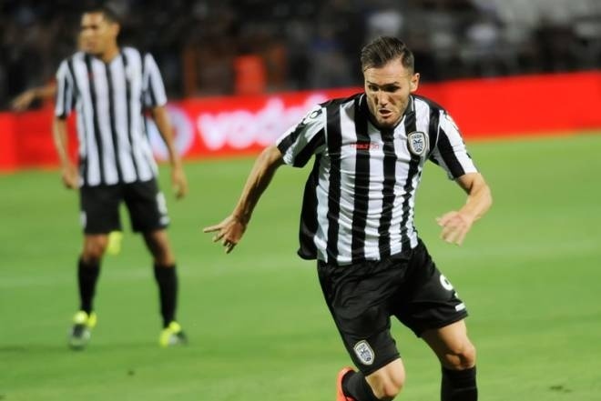 Φευγάτος ο Λούκας!