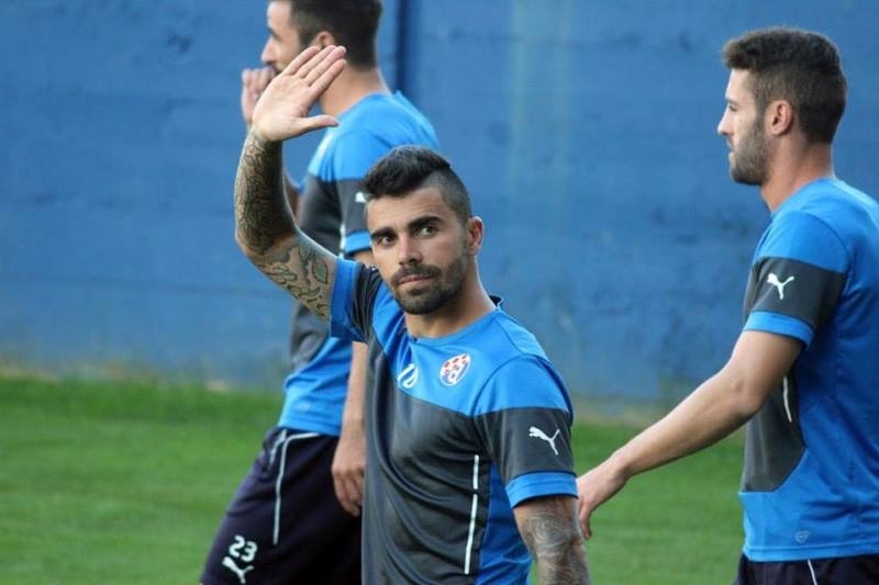 Ξεκίνησε… πόλεμο με τους οπαδούς ο Μασάντο (video)