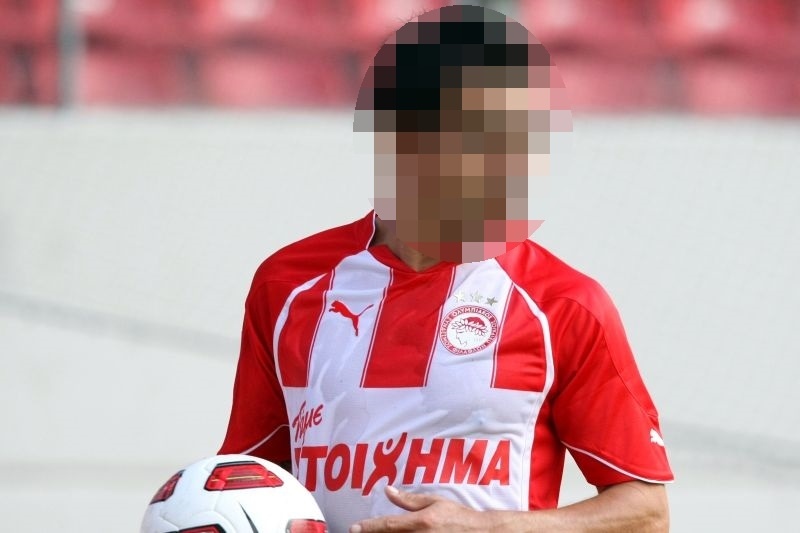 Κοντεύει τα 40 αλλά δεν υπέγραψε γιατί θέλει να παίζει βασικός!