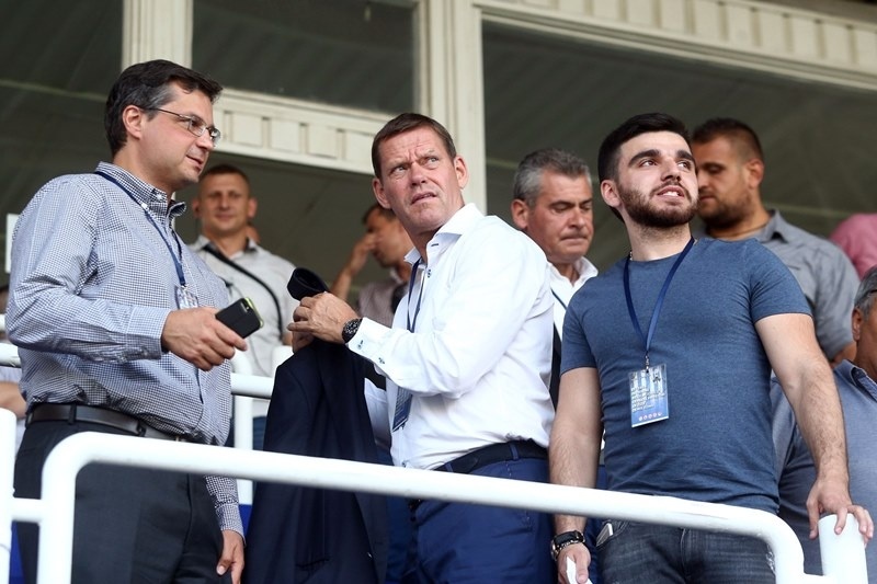 Άρνεσεν: «Δεν είμαστε φαβορί»