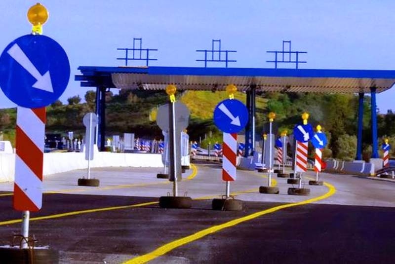 Αλλαγές στα διόδια - Ποιοι θα έχουν έκπτωση και ποιοι θα περνούν ελεύθερα