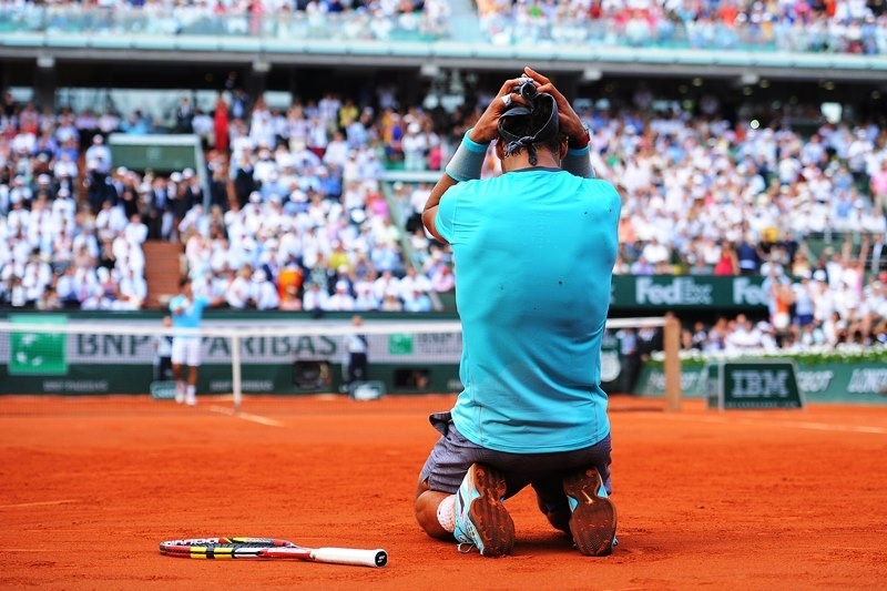 Αποκλείστηκε ο Ναδάλ, συνεχίζουν Φέντερερ και Τζόκοβιτς