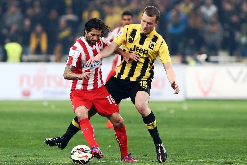 «ΑΕΚ και Ολυμπιακός για τίτλο»