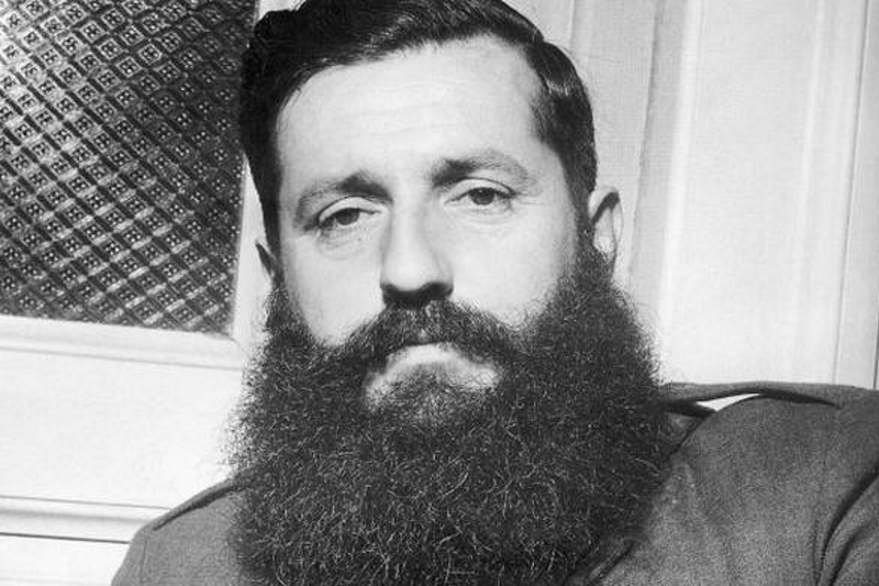 Σαν σήμερα το 1905 γεννιέται ο Άρης Βελουχιώτης