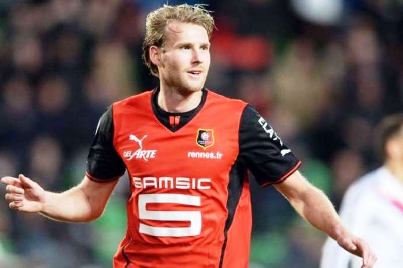 Ανακοινώθηκε ο Τόιβονεν