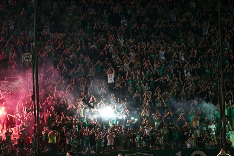 Η «τεσσάρα» έφερε... ξέσπασμα! (photos)