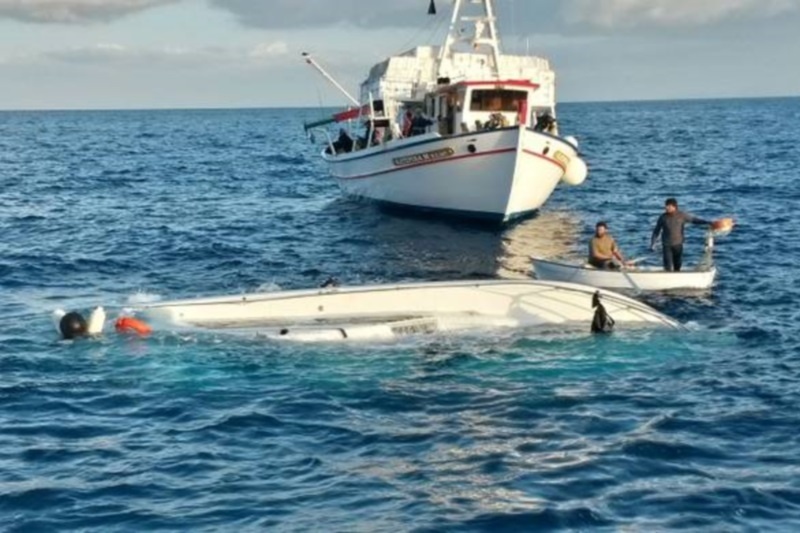 Ανείπωτη τραγωδία στο Φαρμακονήσι - 4 βρέφη και 11 παιδιά μεταξύ 34 νεκρών μεταναστών