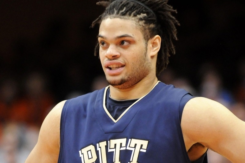 Ανακοίνωσε ΜακΓκι ο Κολοσσός