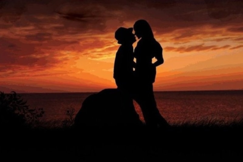 Το νέο ειδύλλιο που θα ταράξει τα νερά!