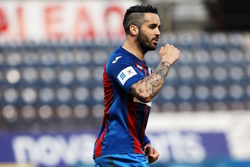 Με το δεξί η Κέρκυρα!