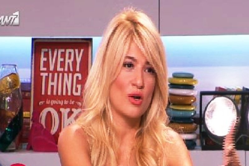 Η απορία της Φαίης για τις 4.000 γυναίκες και η αμηχανία του Σπαλιάρα on air!