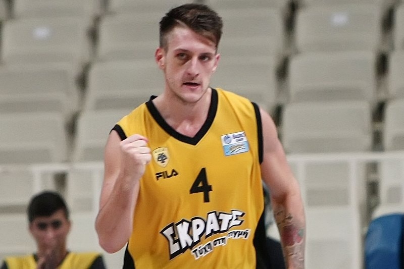 ΑΠΙΣΤΕΥΤΟ: Τράκαρε με περιπολικό ο Παπαντωνίου!