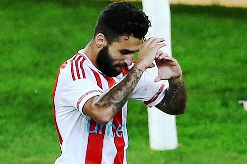 Χάνει την ΑΕΚ ο Ντουρμάζ!