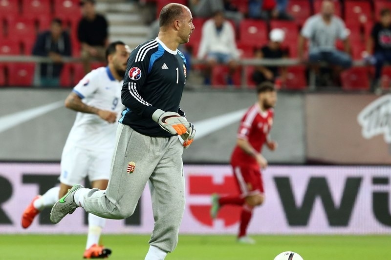 ΕΠΙΚΟ: Ο Αλέφαντος ΞΕΦΤΙΛΙΖΕΙ τον Κίραλι! (video)