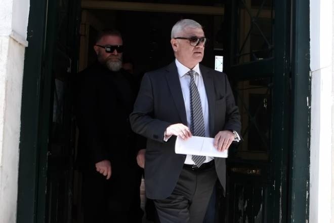 «Δεν τσιμπάει η Ρένα με... αρένες»!