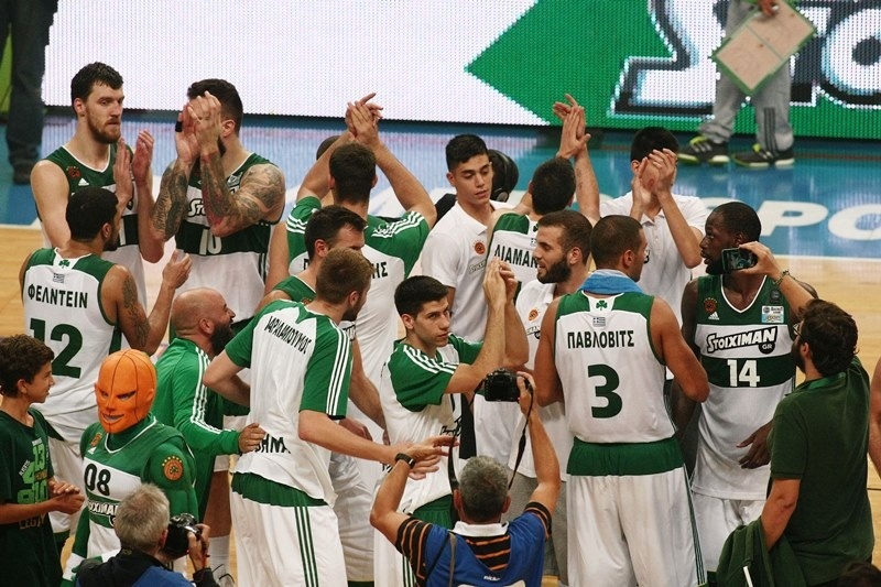 Τα καλύτερα tweets για το ντέρμπι!