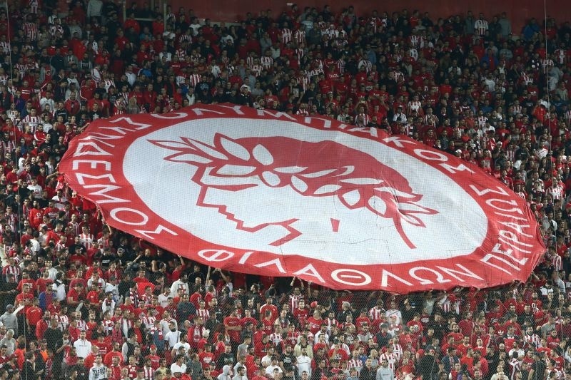 Ολυμπιακός: «Ο πανικός, τους γελοιοποιεί…»