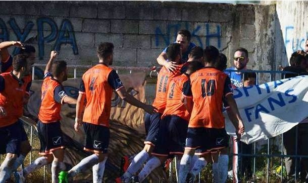 Μαζικές εκκαθαρίσεις: Πέντε διαζύγια με το... καλήμερα!