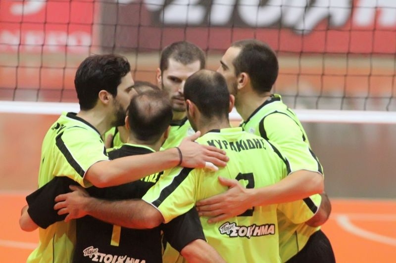 Με το… δεξί ο Άρης, 3-0 τη Λαμία