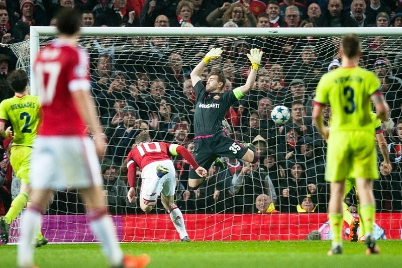 Με το ζόρι η Μάντσεστερ Γιουνάιτεντ