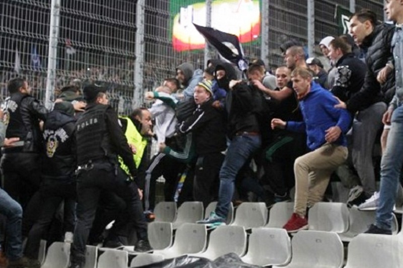 Απίστευτο ξύλο στην Τουρκία (photos)