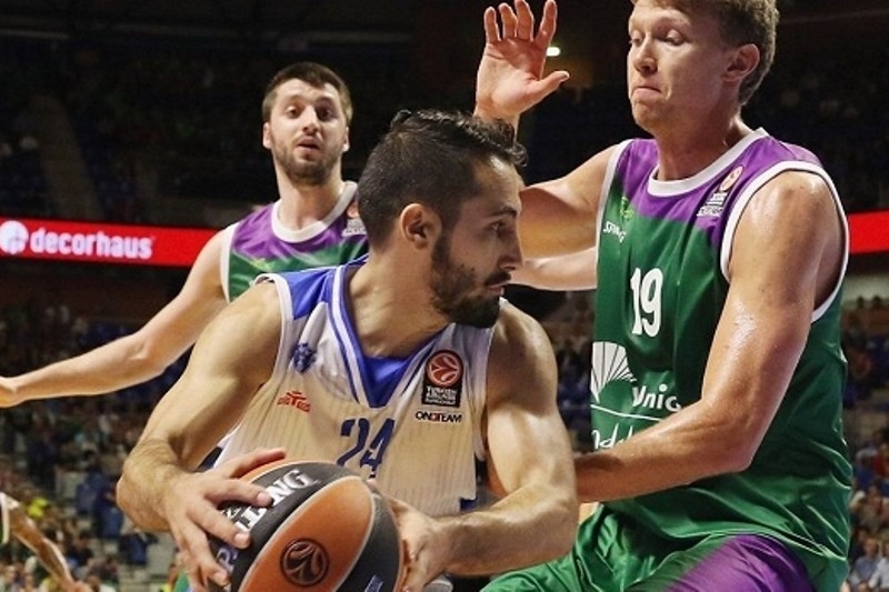 «Σκόρπισε» την Σάσαρι η Μάλαγα