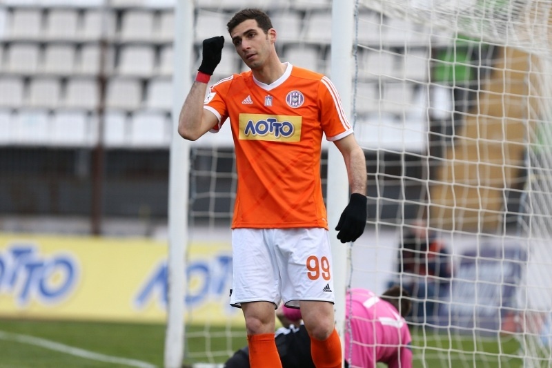 Ετοιμάζει χτύπημα με Πετρόπουλο!