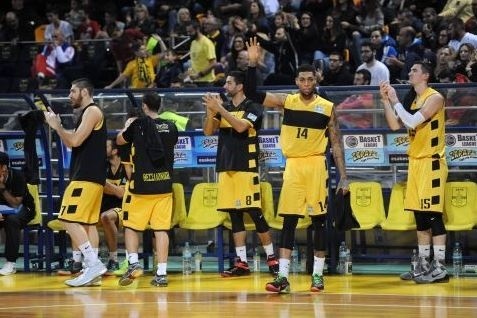 Νίκησε και για τον κόσμο του ο Άρης