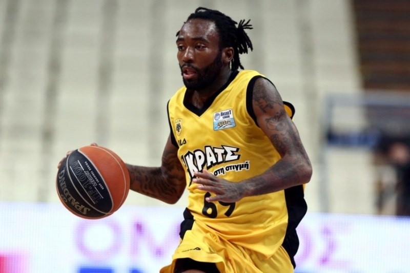 Στη Γεσιλγκιρεσούν ο Γουόρεν!