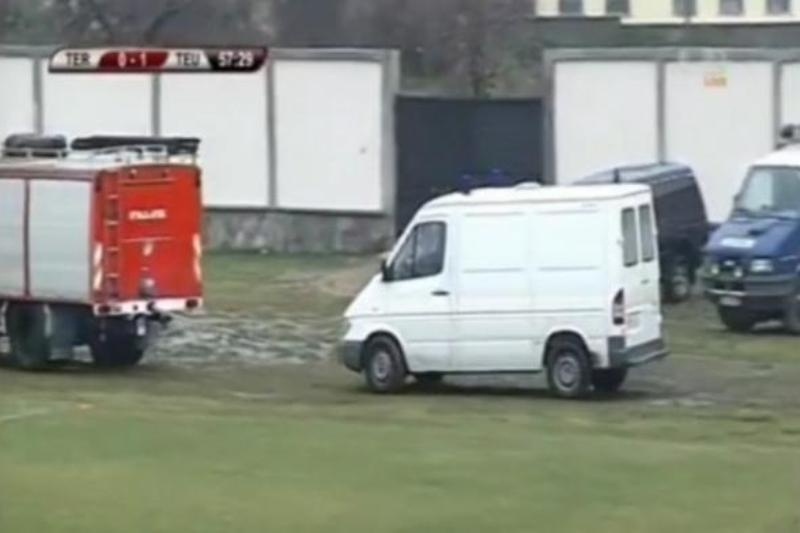 Αυτή τη φορά έφταιγε... το ασθενοφόρο! (video)