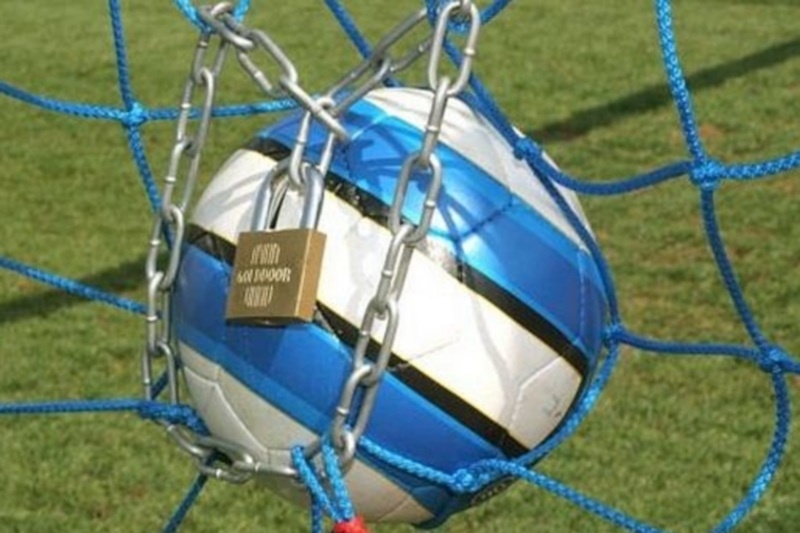 Επ' αόριστον «λουκέτο» σε Super League-Football League!