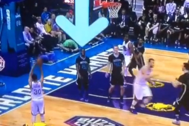 Απίστευτο! O Kemba Walker ήταν σίγουρος ότι ο Curry θα ευστοχήσει! (video)
