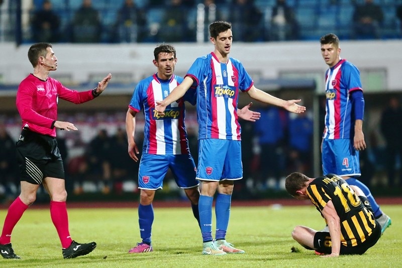 Πρόβλημα με Γιόχανσον και Μάνταλο