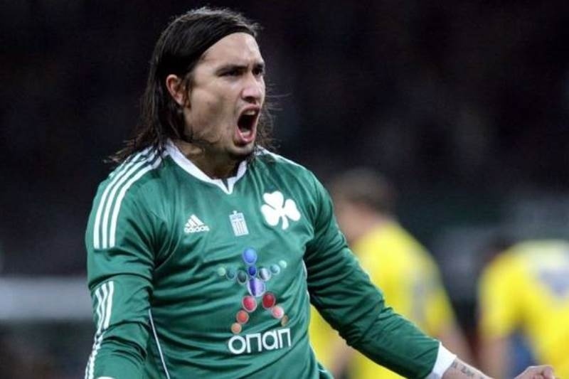 Υπογράφει ο Λέτο