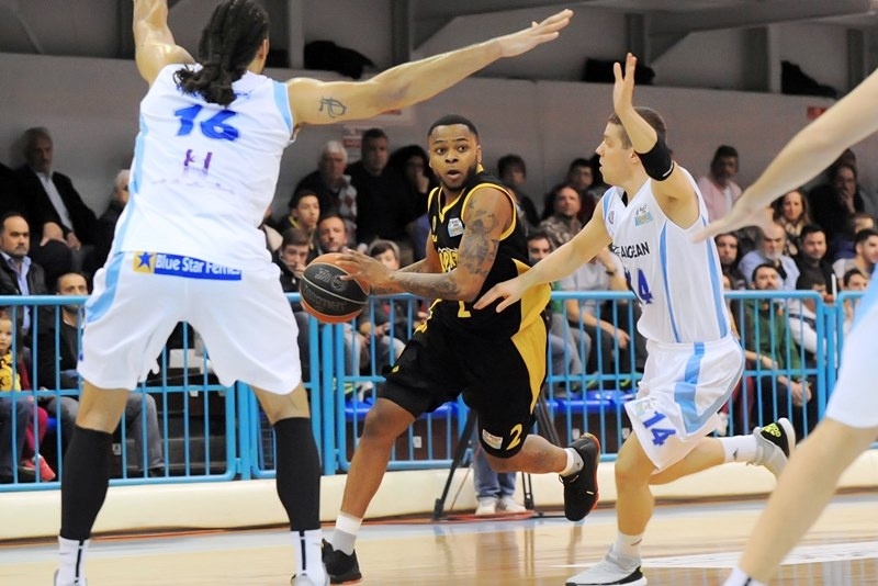 Η τρίποντη βόμβα του Κούπερ! (video)