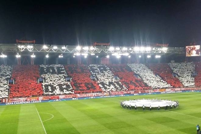 Ολυμπιακός: Οι ευχές των Χριστουγέννων (photo)