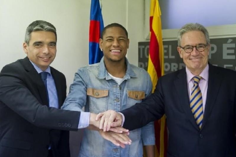 Παίκτη της Φλουμινένσε ανακοίνωσε η Μπαρτσελόνα!