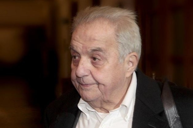 Την «έπεσαν» στον Φλαμπουράρη για το γήπεδο της ΑΕΚ!