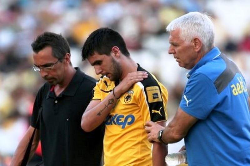 Ανανεώνει και φεύγει ο Ανάκογλου!